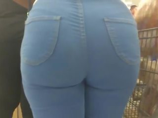 Big Ass Candid shows Compilation (Ebony, Latinas, Milfs,+ More)